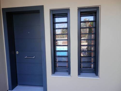 Barele securitate se pot vopsi orice culoare